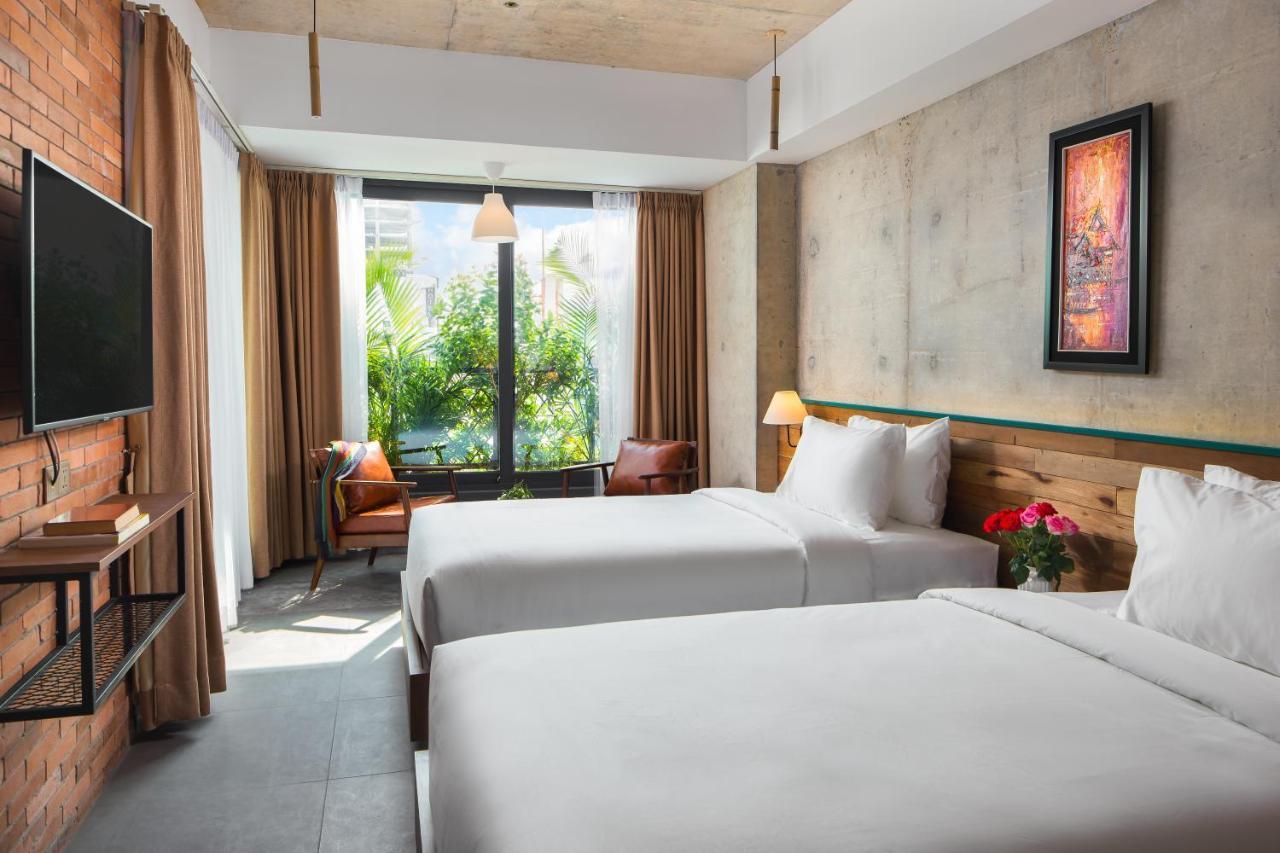 Cest La Vie Boutique Hotel Phnom Penh Exterior foto